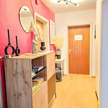 בית אירוח Doppelzimmer 1 I Geteiltes Bad & Kueche I Mit Dem Nur 4 Min Bis Zum Hauptbahnhof