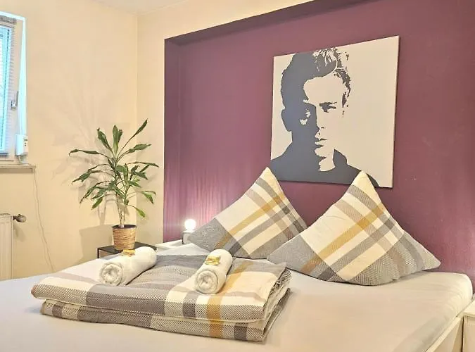 Habitación en casa particular Doppelzimmer 1 I Geteiltes Bad&küche I Mit Dem Nur 4 Min Bis Zum Hauptbahnhof *