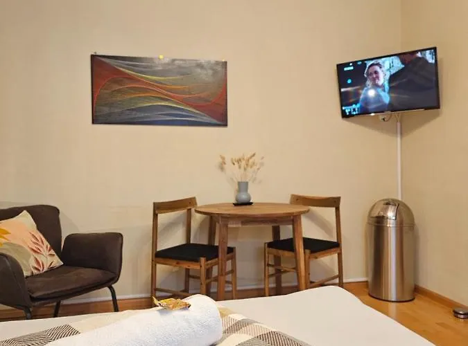 Habitación en casa particular Doppelzimmer 1 I Geteiltes Bad&küche I Mit Dem Nur 4 Min Bis Zum Hauptbahnhof Friburgo de Brisgovia