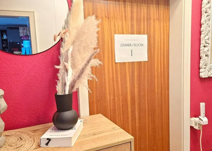 Doppelzimmer 1 I Geteiltes Bad&küche I Mit Dem Nur 4 Min Bis Zum Hauptbahnhof * Friburgo de Brisgovia